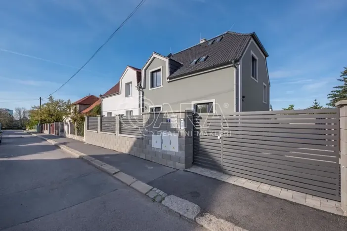 Pronájem bytu 1+kk, Praha - Chodov, Švabinského, 25 m2