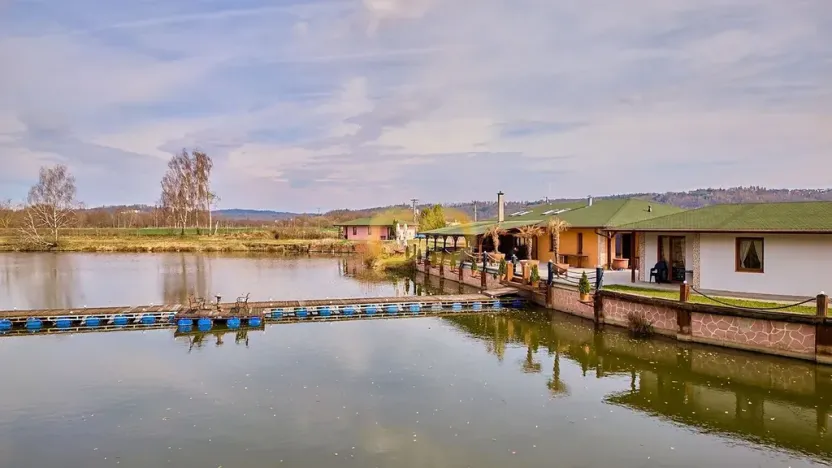 Prodej ubytování, Hrdějovice, 544 m2