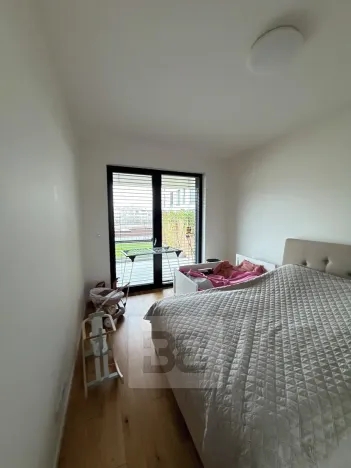 Pronájem bytu 2+kk, Praha - Holešovice, Jankovcova, 63 m2