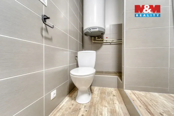 Pronájem bytu 4+1, Lesná, 65 m2