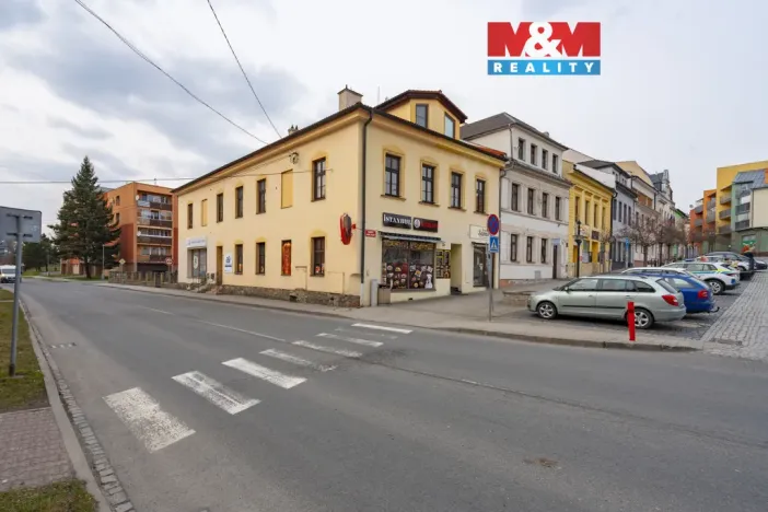 Prodej činžovního domu, Vítkov, náměstí Jana Zajíce, 580 m2