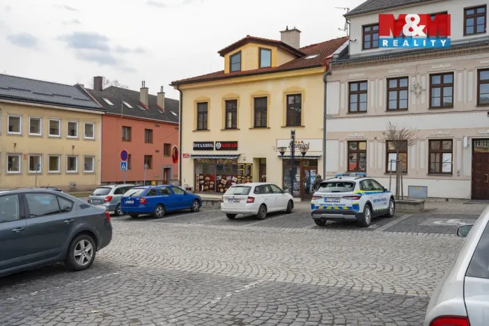 Prodej činžovního domu, Vítkov, náměstí Jana Zajíce, 580 m2