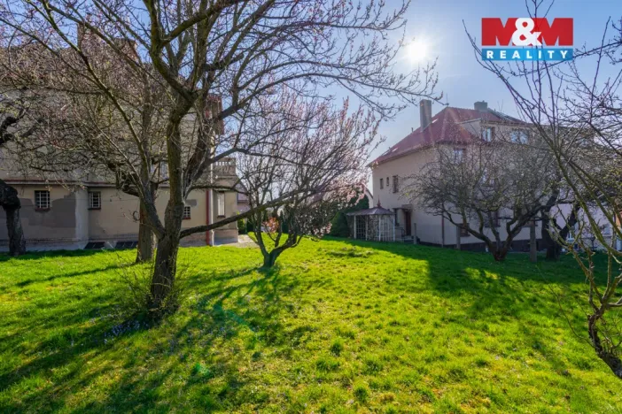 Prodej rodinného domu, Praha - Vokovice, Na lužci, 300 m2