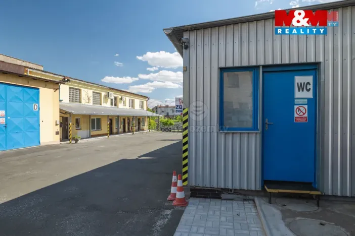 Pronájem obchodního prostoru, Nymburk, Maršála Koněva, 12 m2