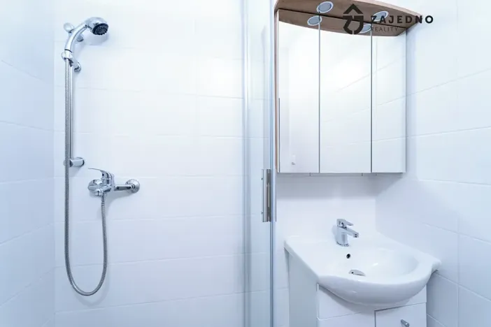 Pronájem bytu 3+1, Brno, Okrouhlá, 84 m2