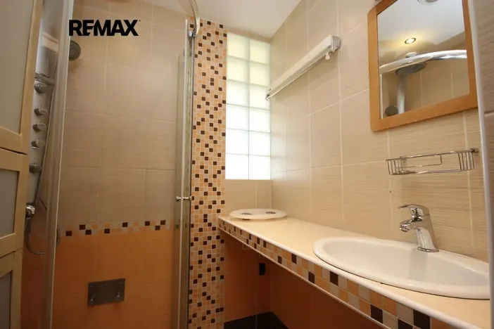 Pronájem bytu 2+1, Praha - Malešice, Troilova, 53 m2