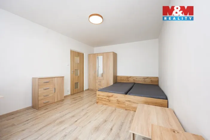 Pronájem bytu 1+1, Olomouc - Neředín, Politických vězňů, 38 m2