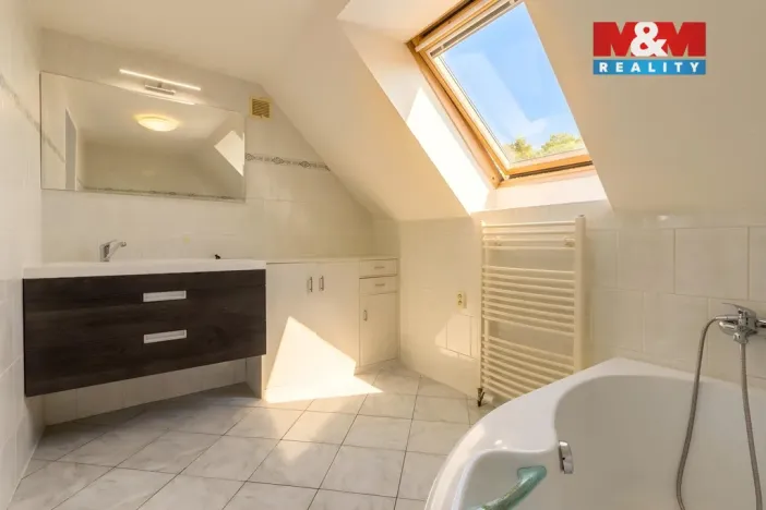 Prodej rodinného domu, Plzeň - Doudlevce, Zborovská, 155 m2