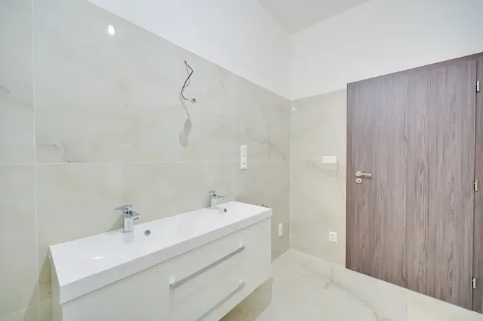 Prodej rodinného domu, Rajhrad, 182 m2