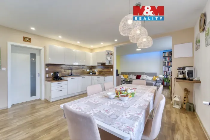 Prodej rodinného domu, Horní Kozolupy, 197 m2