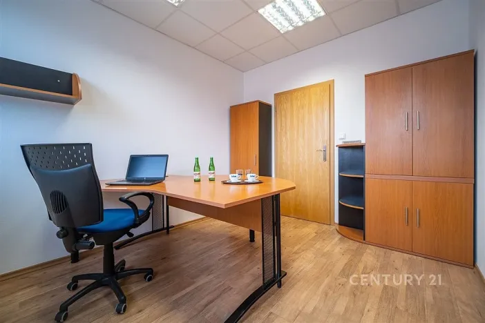 Pronájem kanceláře, České Budějovice - České Budějovice 5, Brigádnická, 9 m2