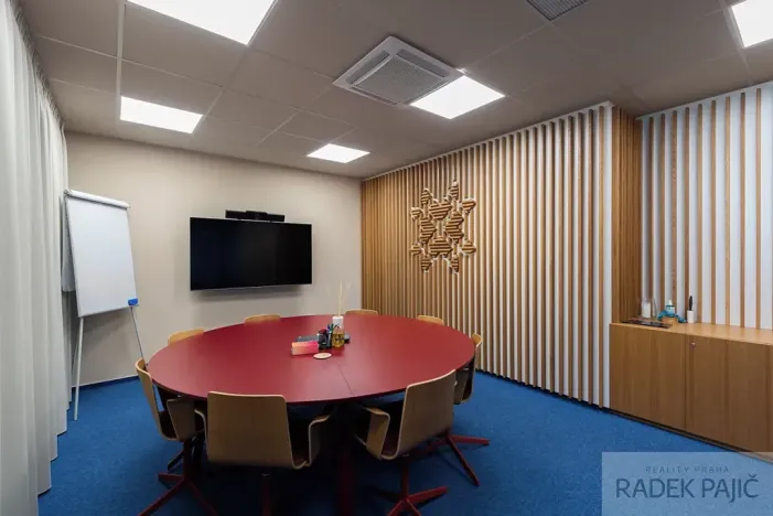 Prodej kanceláře, Brno, Pražákova, 272 m2