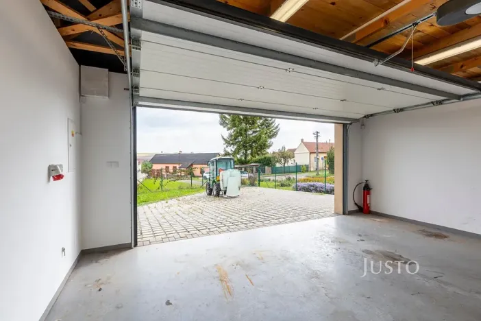 Prodej pozemku pro bydlení, Těmice, 2331 m2