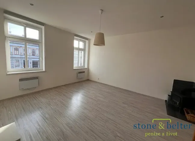 Pronájem bytu 1+1, Krnov, Revoluční, 47 m2