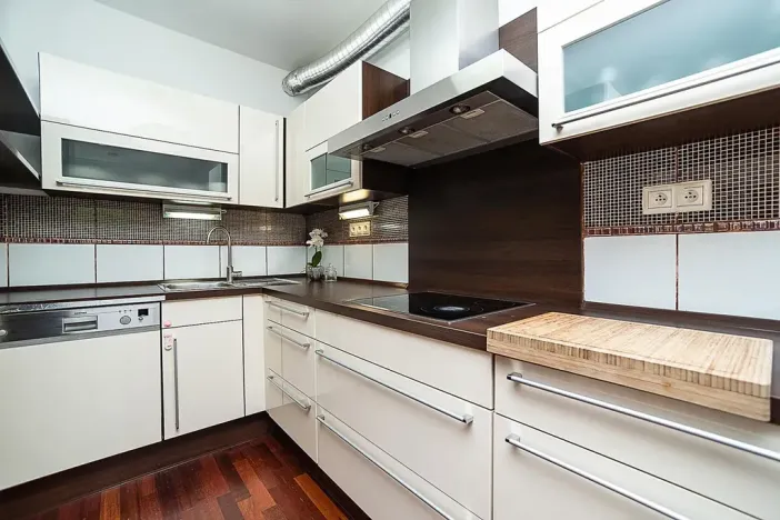 Pronájem bytu 2+kk, Praha - Dubeč, U lipové aleje, 60 m2