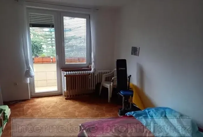 Pronájem pokoje, Brno, Mendlovo náměstí, 14 m2