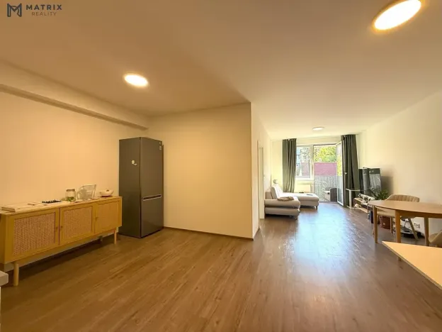 Pronájem bytu 2+kk, Praha - Libeň, U Rokytky, 78 m2