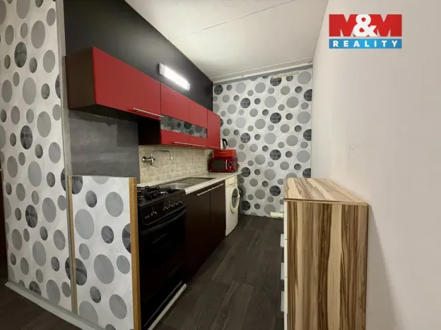 Prodej bytu 2+1, Chomutov, Pod Břízami, 52 m2