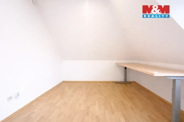 Pronájem kanceláře, Zlín - Prštné, Svat. Čecha, 48 m2