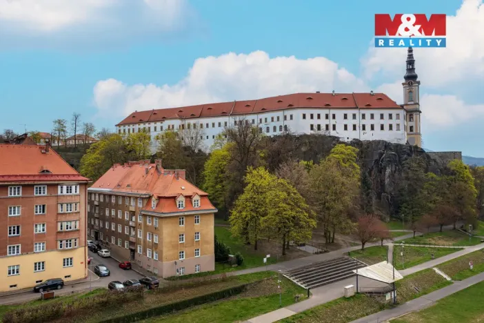 Pronájem bytu 1+kk, Děčín - Děčín I-Děčín, Zámecká, 19 m2