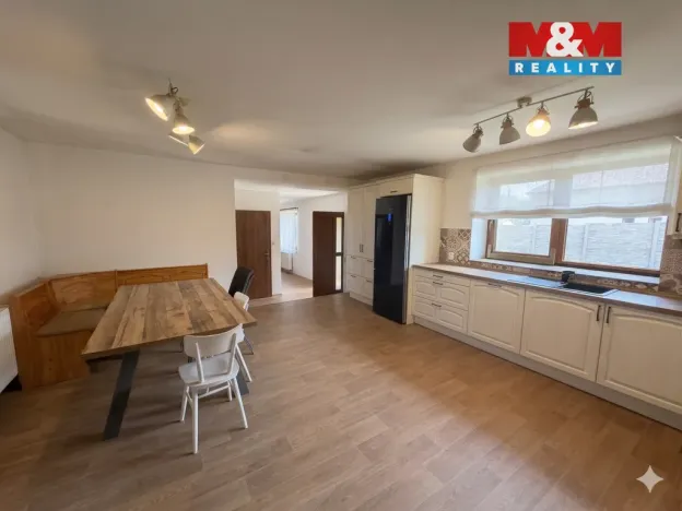 Prodej rodinného domu, Dolní Bukovsko - Horní Bukovsko, 768 m2