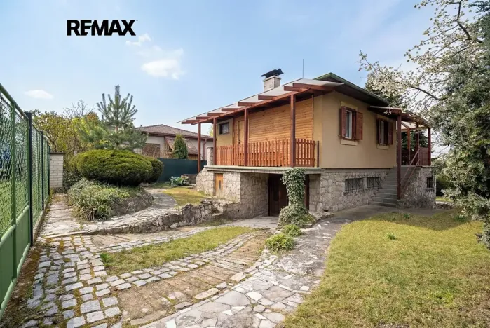 Prodej pozemku pro bydlení, Praha - Točná, Na Stráňkách, 425 m2