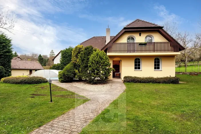 Prodej rodinného domu, Kunice, U Stájí, 170 m2