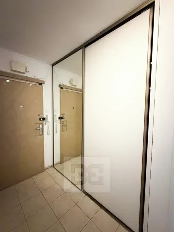 Pronájem bytu 3+1, Praha - Michle, Jivenská, 77 m2