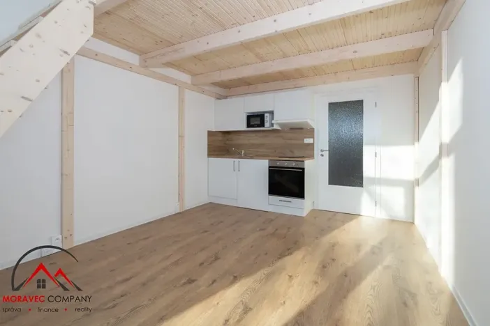 Pronájem bytu 1+kk, Ostrava, Palackého, 26 m2