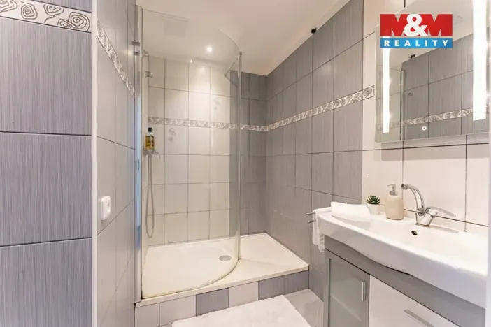 Prodej bytu 2+1, Bohušovice nad Ohří, Masarykova, 58 m2