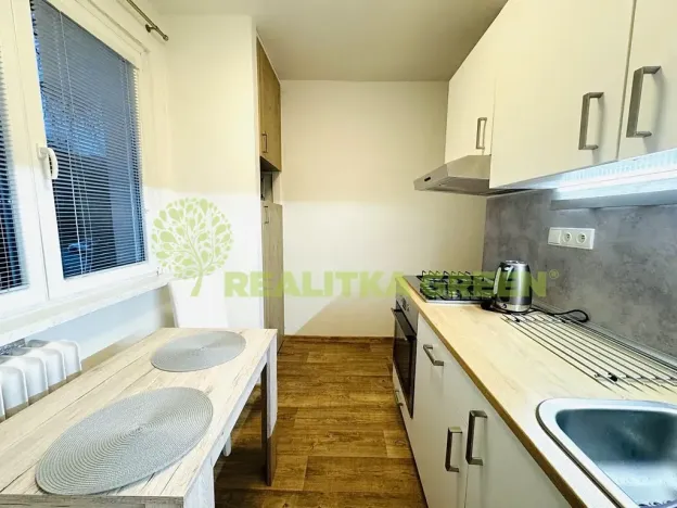 Pronájem bytu 1+1, Vsetín, Luh, 40 m2