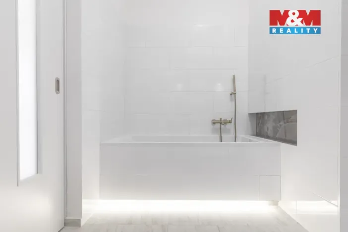 Prodej bytu 2+kk, Ostrava - Přívoz, Orebitská, 80 m2