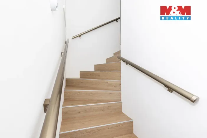 Prodej rodinného domu, Uhersko, 84 m2