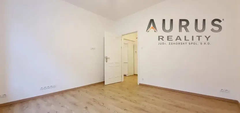 Pronájem bytu 3+kk, Praha - Nusle, Mojmírova, 74 m2