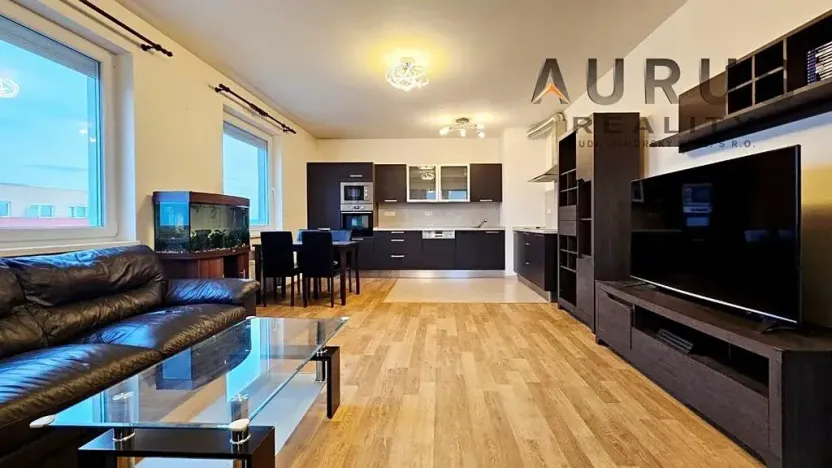 Pronájem bytu 2+kk, Praha - Horní Měcholupy, Modenská, 68 m2