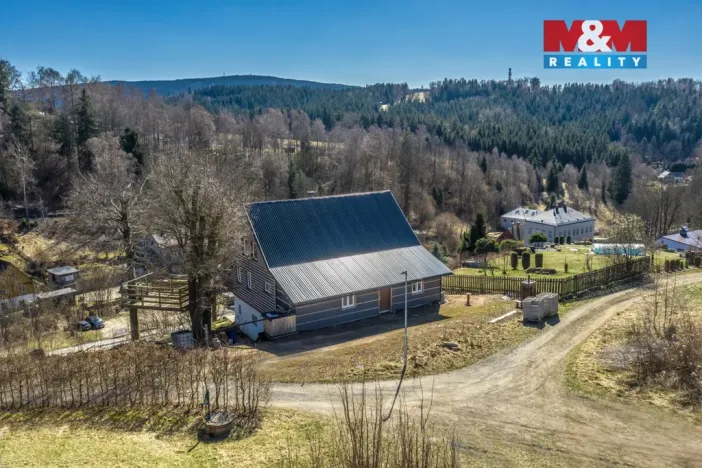 Prodej rodinného domu, Lučany nad Nisou, 270 m2