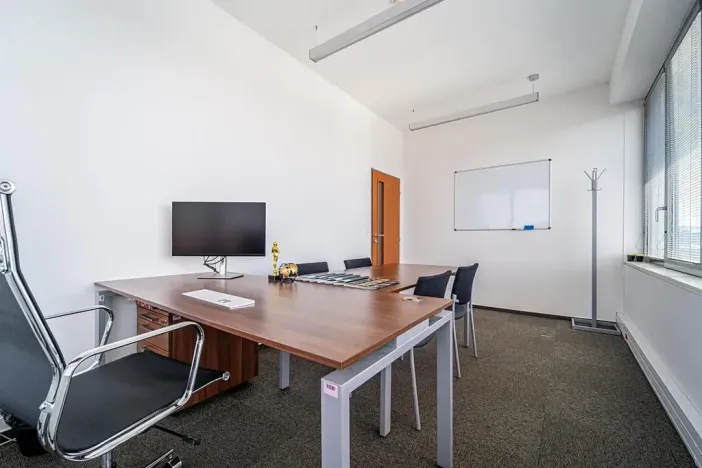 Pronájem kanceláře, Brno, Dornych, 397 m2