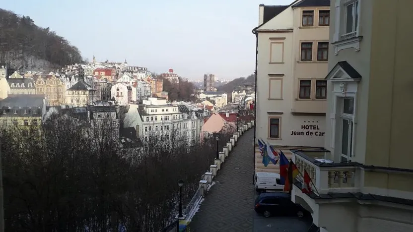 Prodej bytu 3+kk, Karlovy Vary, Kolmá, 81 m2