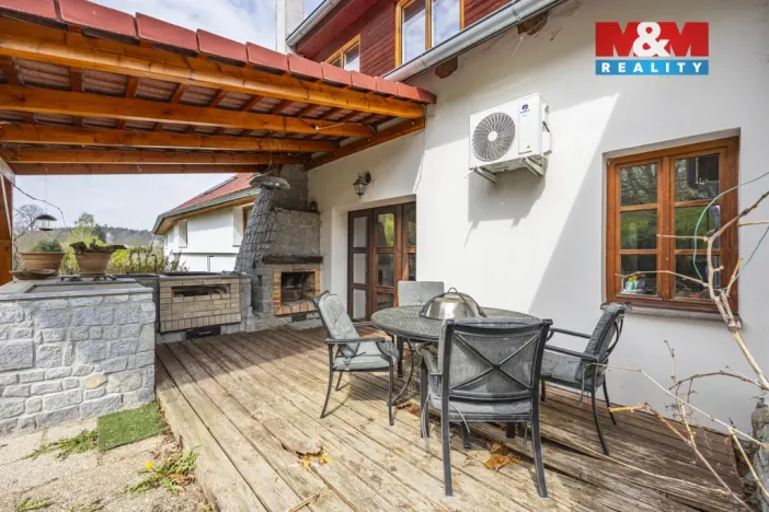 Prodej rodinného domu, Nedrahovice - Radeč, 250 m2