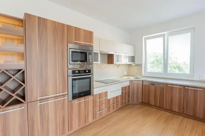 Pronájem bytu 3+kk, Olomouc, Jarmily Glazarové, 75 m2