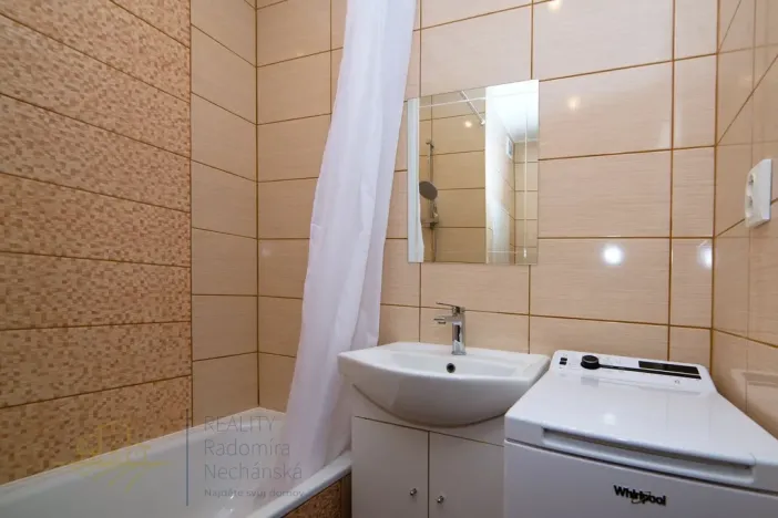 Pronájem bytu 1+1, Praha - Střížkov, Varnsdorfská, 26 m2