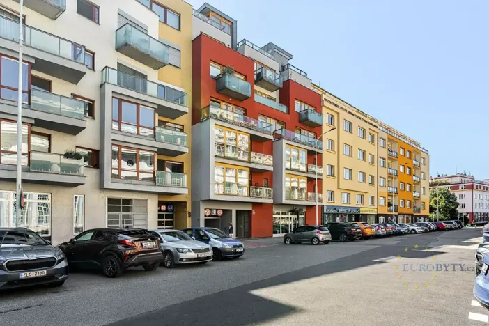 Pronájem bytu 4+kk, Praha - Podolí, Podolská, 133 m2