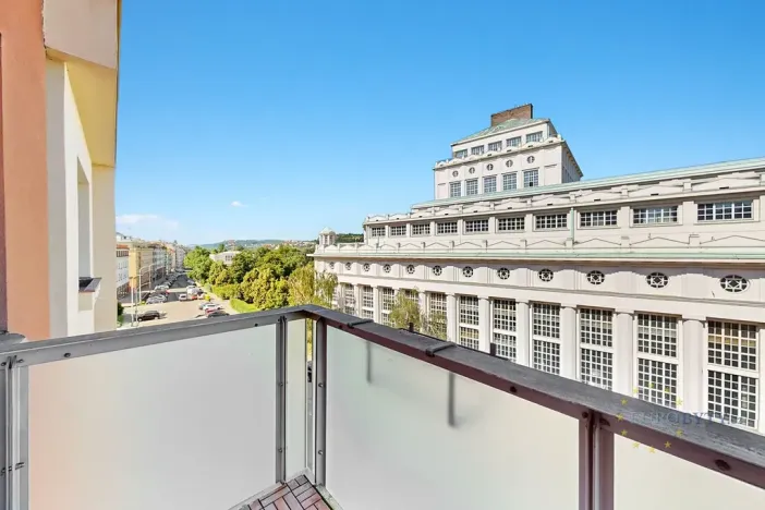 Pronájem bytu 4+kk, Praha - Podolí, Podolská, 133 m2