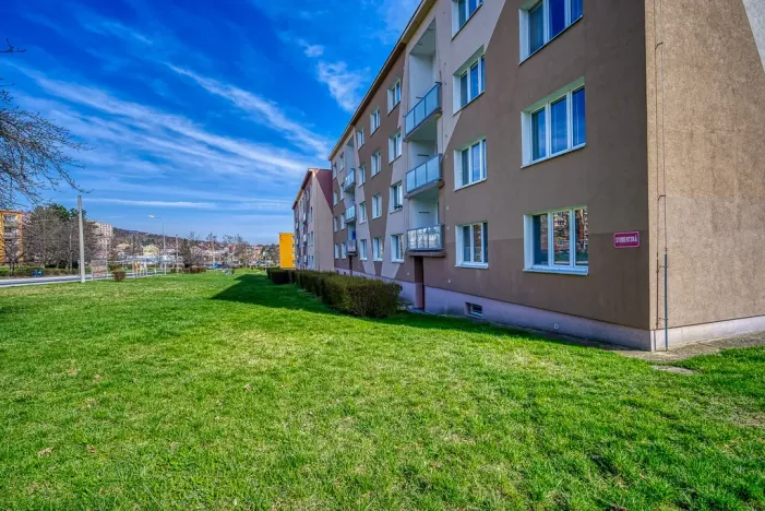 Pronájem bytu 1+1, Jirkov, Studentská, 35 m2