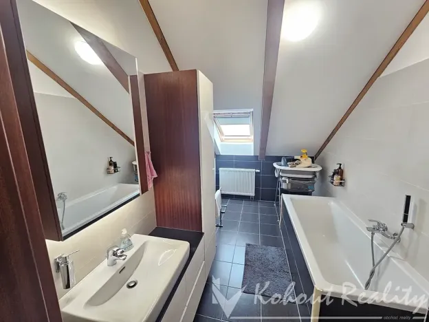 Prodej rodinného domu, Praha - Šeberov, K Šeberovu, 135 m2