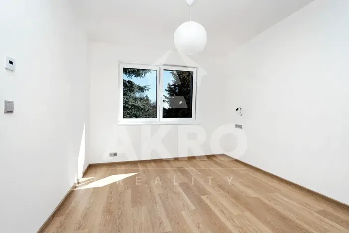 Prodej bytu 4+kk, Praha - Klánovice, Holekova, 158 m2