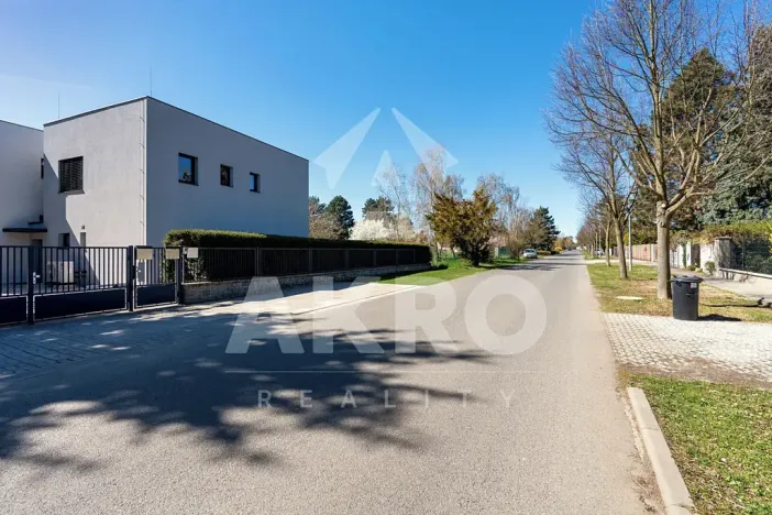 Prodej bytu 4+kk, Praha - Klánovice, Holekova, 158 m2