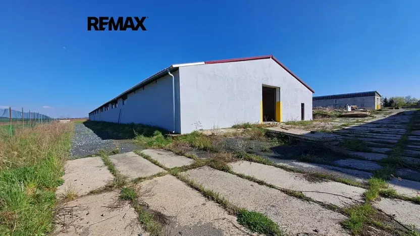 Prodej skladu, Dolní Chvatliny, 3690 m2