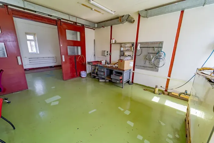 Prodej výrobních prostor, Bezno, Nemyslovická, 861 m2