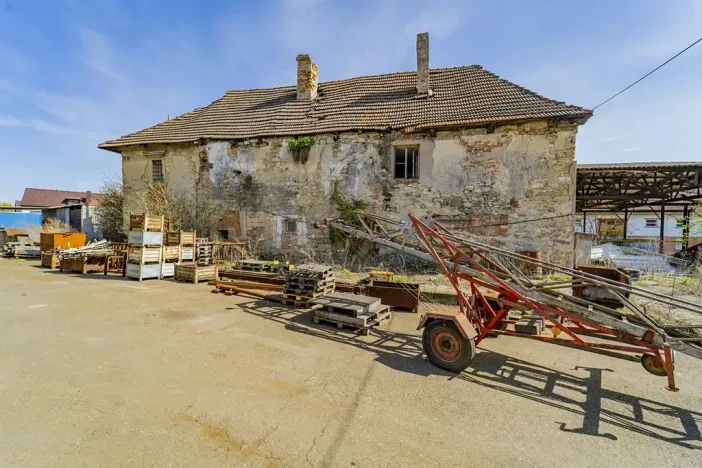 Prodej výrobních prostor, Bezno, Nemyslovická, 861 m2